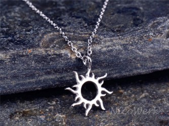 Silberkette mit Anhänger Sonne 