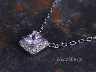 Silberkette mit Anhänger Viereck 